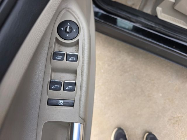 2016 Ford Escape Titanium | Arlington, TX | Tray Rogers dba Southwest Collision Center 2016 Ford Escape Titanium | Arlington, TX | Tray Rogers dba Southwest Collision Center