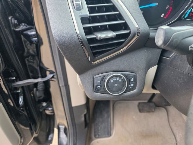 2016 Ford Escape Titanium | Arlington, TX | Tray Rogers dba Southwest Collision Center 2016 Ford Escape Titanium | Arlington, TX | Tray Rogers dba Southwest Collision Center