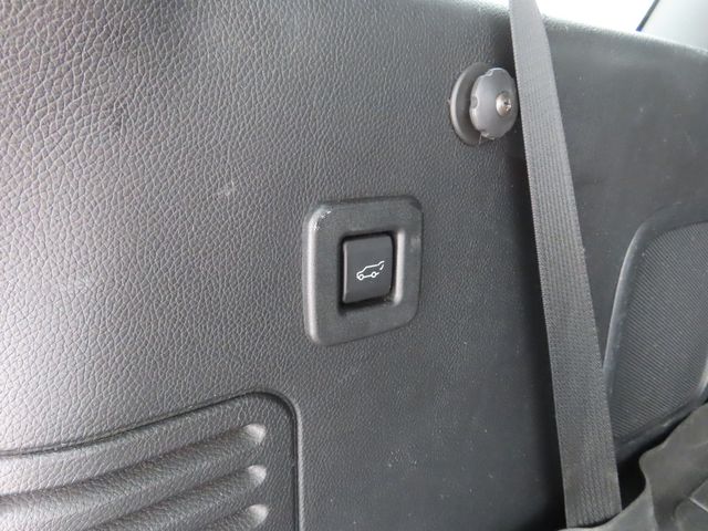 2016 Ford Expedition Limited  (Call for Availability)