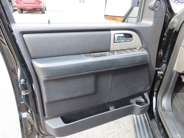 2016 Ford Expedition Limited  (Call for Availability)