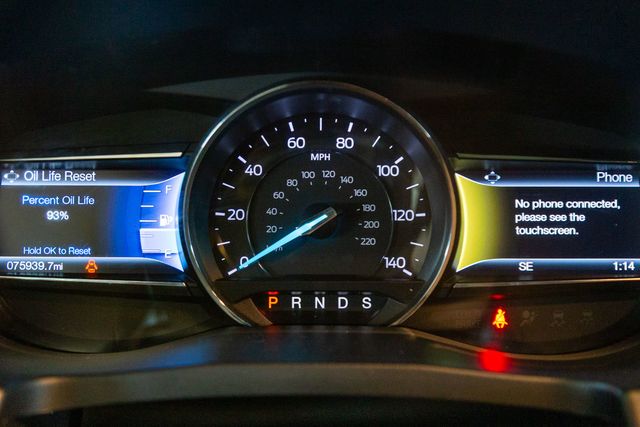 2016 Ford Explorer 4WD 3rd row DUAL-PANEL MOONROOF XLT