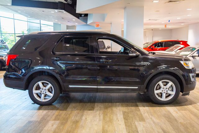 2016 Ford Explorer 4WD 3rd row DUAL-PANEL MOONROOF XLT