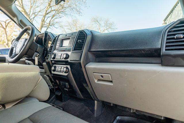 2016 Ford F-150 XL CREW CAB / SPORT PACKAGE / ALWAYS TEXAS OWNED | Austin, TX | Rocky Mountain Truck Stop Austin