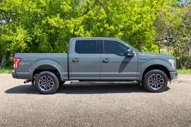 2016 Ford F-150 XLT Sport w/ 5.0L V8, 4x4 2016 Ford F-150 XLT Sport w/ 5.0L V8, 4x4