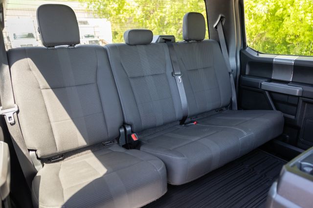 2016 Ford F-150 XLT Sport w/ 5.0L V8, 4x4 2016 Ford F-150 XLT Sport w/ 5.0L V8, 4x4