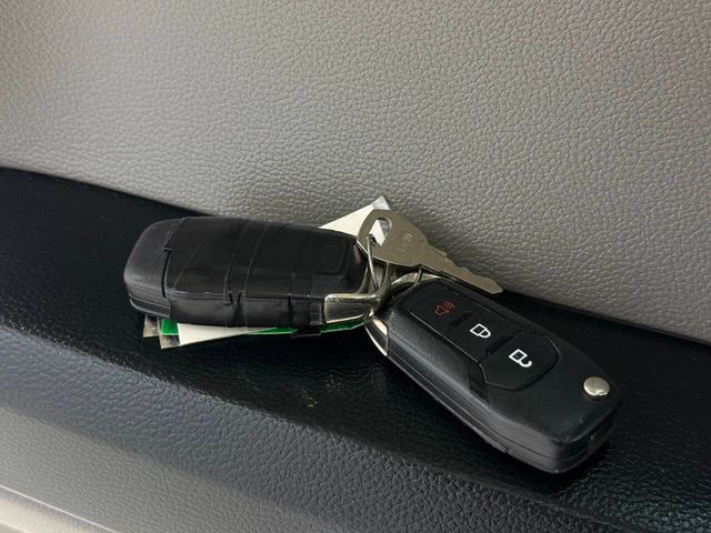 2016 Ford F-150 XL 4x2 4dr SuperCab 6.5 ft. SB | Houston, TX | Houston Auto Credit 2016 Ford F-150 XL 4x2 4dr SuperCab 6.5 ft. SB | Houston, TX | Houston Auto Credit