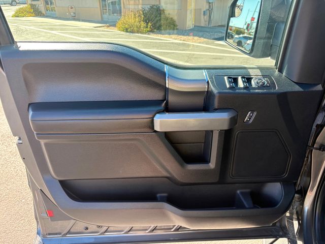 2016 Ford F-150 XLT 2016 Ford F-150 XLT