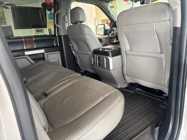 2016 Ford F-150 Lariat | Rome, GA | Knight's Car Store 2016 Ford F-150 Lariat | Rome, GA | Knight's Car Store