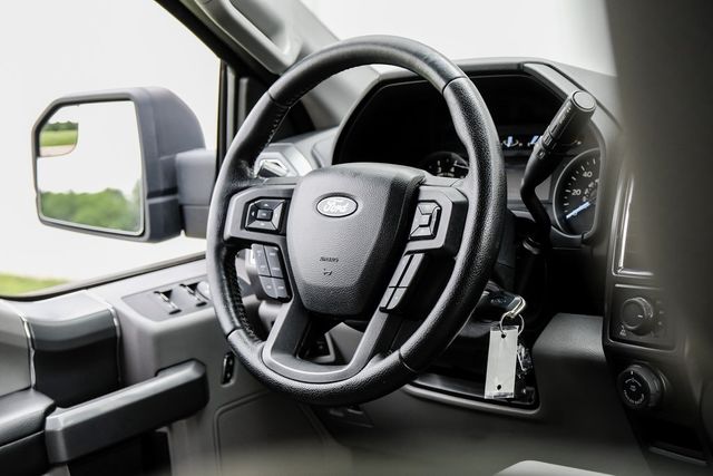 2016 Ford F-150 XLT Chrome Package FX4 Pro Trailer Assist Sync XM 2016 Ford F-150 XLT Chrome Package FX4 Pro Trailer Assist Sync XM