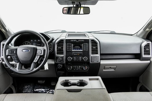 2016 Ford F-150 XLT Chrome Package FX4 Pro Trailer Assist Sync XM 2016 Ford F-150 XLT Chrome Package FX4 Pro Trailer Assist Sync XM