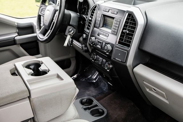 2016 Ford F-150 XLT Chrome Package FX4 Pro Trailer Assist Sync XM 2016 Ford F-150 XLT Chrome Package FX4 Pro Trailer Assist Sync XM