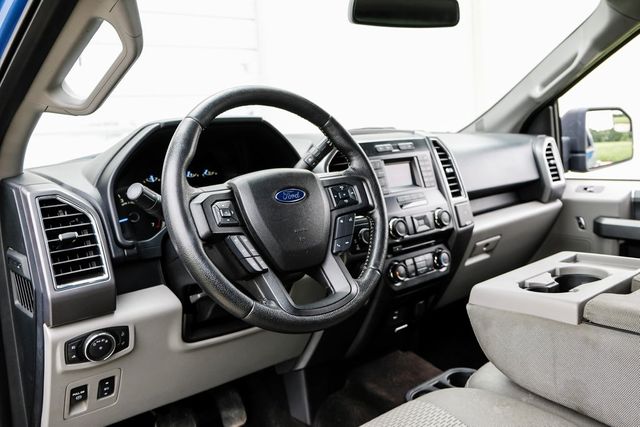 2016 Ford F-150 XLT Chrome Package FX4 Pro Trailer Assist Sync XM 2016 Ford F-150 XLT Chrome Package FX4 Pro Trailer Assist Sync XM