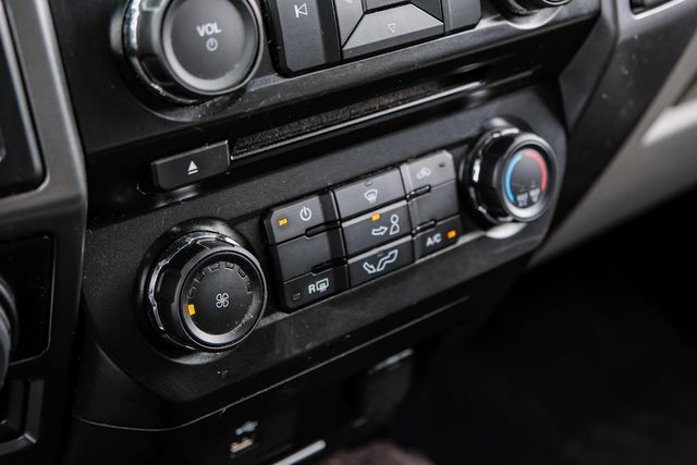 2016 Ford F-150 XLT Chrome Package FX4 Pro Trailer Assist Sync XM 2016 Ford F-150 XLT Chrome Package FX4 Pro Trailer Assist Sync XM