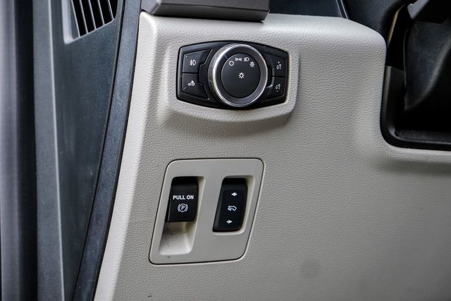 2016 Ford F-150 XLT Chrome Package FX4 Pro Trailer Assist Sync XM 2016 Ford F-150 XLT Chrome Package FX4 Pro Trailer Assist Sync XM