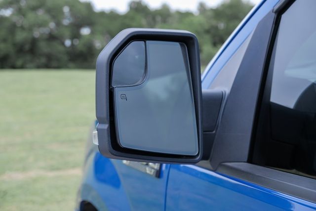 2016 Ford F-150 XLT Chrome Package FX4 Pro Trailer Assist Sync XM 2016 Ford F-150 XLT Chrome Package FX4 Pro Trailer Assist Sync XM