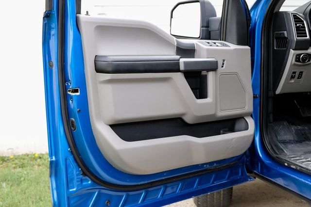 2016 Ford F-150 XLT Chrome Package FX4 Pro Trailer Assist Sync XM 2016 Ford F-150 XLT Chrome Package FX4 Pro Trailer Assist Sync XM