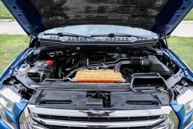 2016 Ford F-150 XLT Chrome Package FX4 Pro Trailer Assist Sync XM 2016 Ford F-150 XLT Chrome Package FX4 Pro Trailer Assist Sync XM