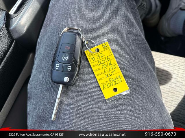 2016 Ford F-150 XLT   4 x 4