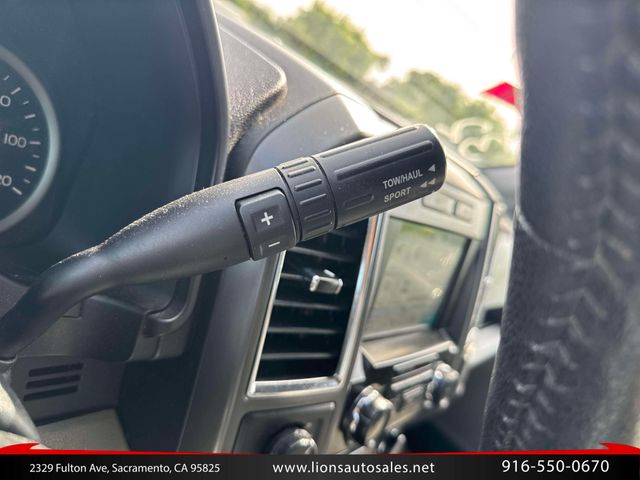 2016 Ford F-150 XLT   4 x 4