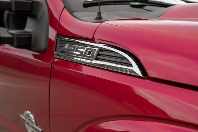 2016 Ford F-250 SD Lariat Ultimate Pkg Remote Start Moonroof Sony Nav 2016 Ford F-250 SD Lariat Ultimate Pkg Remote Start Moonroof Sony Nav