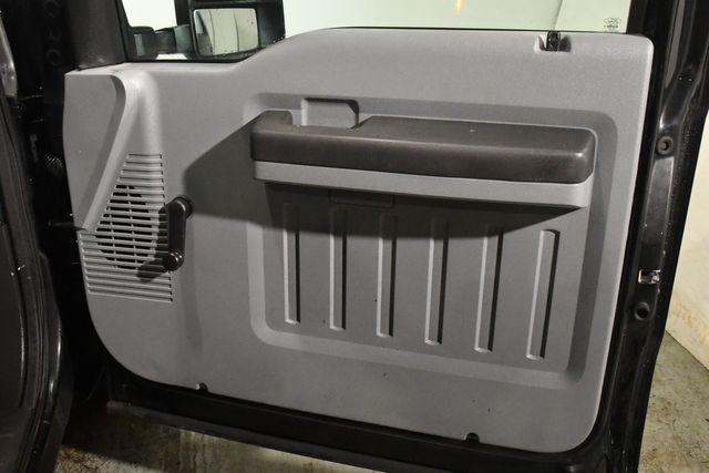 2016 Ford F-250 Super Duty XL Rack Body | Branford, CT | Sound Auto Wholesalers 2016 Ford F-250 Super Duty XL Rack Body | Branford, CT | Sound Auto Wholesalers