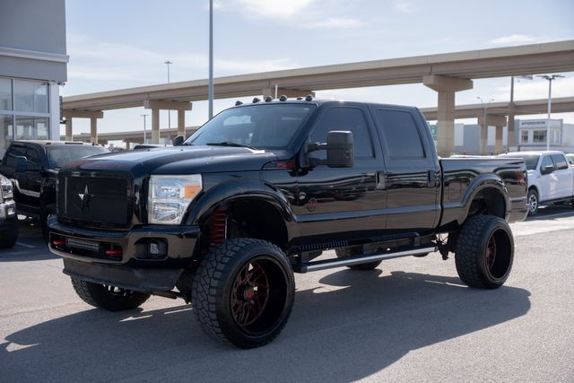 2016 Ford F-250 Super Duty XLT CREW CAB 4X4 W/ UPGRADES / CREW CAB DIESEL | Dallas, TX | Rocky Mountain Truck Stop Dallas