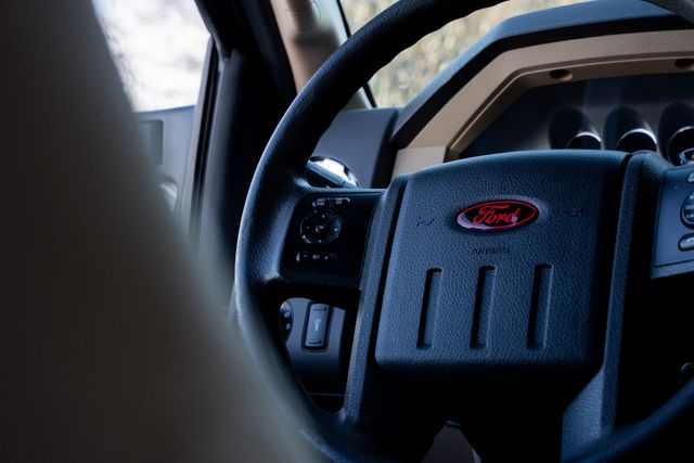 2016 Ford F-250 Super Duty XLT CREW CAB 4X4 W/ UPGRADES / CREW CAB DIESEL | Dallas, TX | Rocky Mountain Truck Stop Dallas 2016 Ford F-250 Super Duty XLT CREW CAB 4X4 W/ UPGRADES / CREW CAB DIESEL | Dallas, TX | Rocky Mountain Truck Stop Dallas