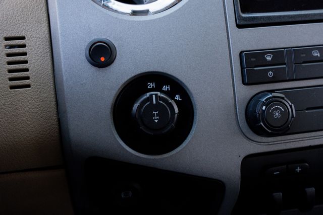 2016 Ford F-250 Super Duty XLT CREW CAB 4X4 W/ UPGRADES / CREW CAB DIESEL | Dallas, TX | Rocky Mountain Truck Stop Dallas 2016 Ford F-250 Super Duty XLT CREW CAB 4X4 W/ UPGRADES / CREW CAB DIESEL | Dallas, TX | Rocky Mountain Truck Stop Dallas