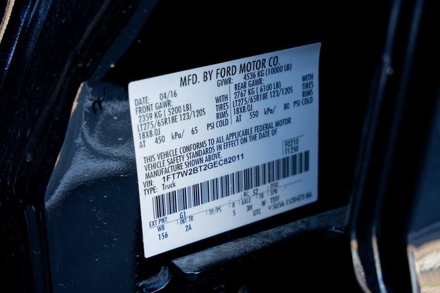 2016 Ford F-250 Super Duty XLT CREW CAB 4X4 W/ UPGRADES / CREW CAB DIESEL | Dallas, TX | Rocky Mountain Truck Stop Dallas