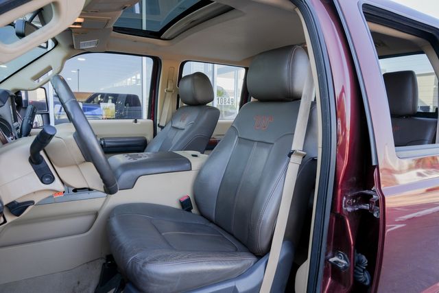 2016 Ford F-250 Super Duty Lariat ULTIMATE FX4 / CLEAN CARFAX 1-OWNER LOADED | Austin, TX | Rocky Mountain Truck Stop Austin