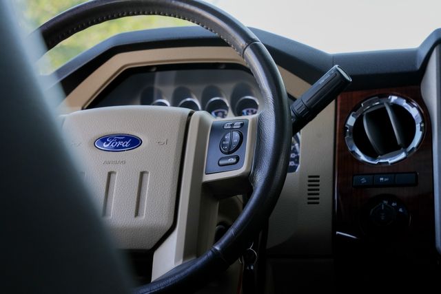 2016 Ford F-250 Super Duty Lariat ULTIMATE FX4 / CLEAN CARFAX 1-OWNER LOADED | Austin, TX | Rocky Mountain Truck Stop Austin