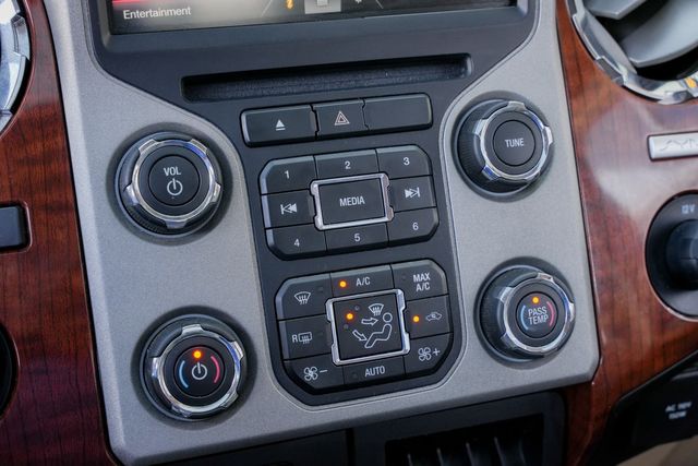 2016 Ford F-250 Super Duty Lariat ULTIMATE FX4 / CLEAN CARFAX 1-OWNER LOADED | Austin, TX | Rocky Mountain Truck Stop Austin 2016 Ford F-250 Super Duty Lariat ULTIMATE FX4 / CLEAN CARFAX 1-OWNER LOADED | Austin, TX | Rocky Mountain Truck Stop Austin