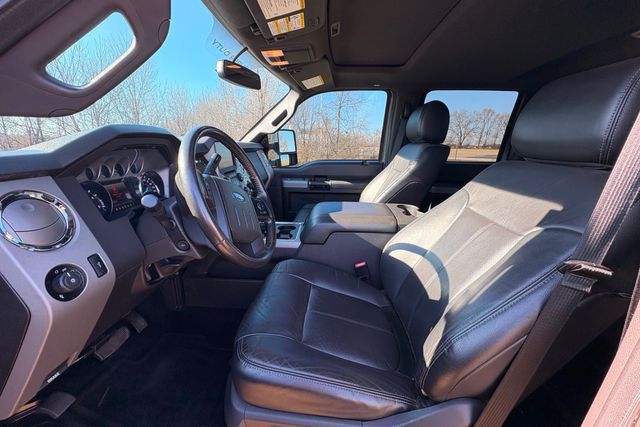 2016 Ford F-250 Super Duty Lariat | Roscoe, IL | Autoland Outlets