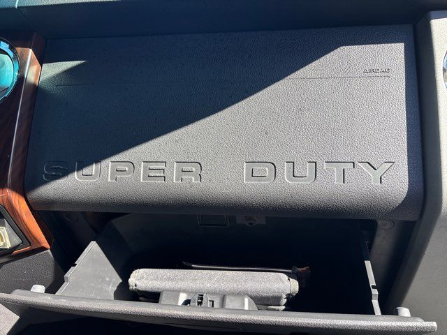 2016 Ford F-250 Super Duty Lariat | San Antonio, TX | Clear Choice Automotive South 2016 Ford F-250 Super Duty Lariat | San Antonio, TX | Clear Choice Automotive South