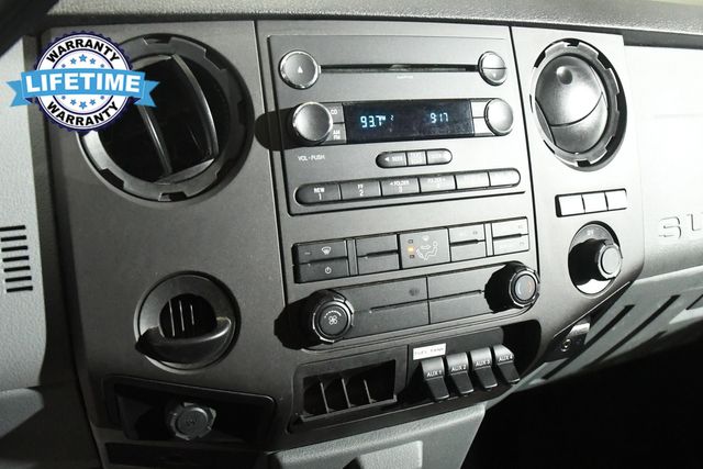 2016 Ford F-350 Super Duty XL Rack Body w/ Tommy Gate | Branford, CT | Sound Auto Wholesalers