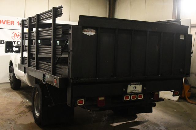 2016 Ford F-350 Super Duty XL Rack Body w/ Tommy Gate | Branford, CT | Sound Auto Wholesalers