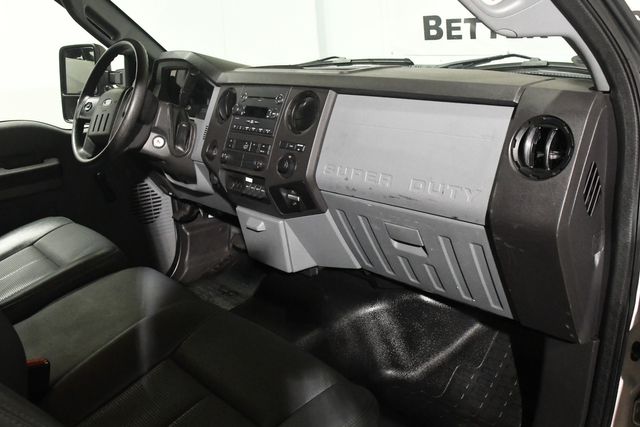 2016 Ford F-350 Super Duty XL Rack Body w/ Tommy Gate | Branford, CT | Sound Auto Wholesalers