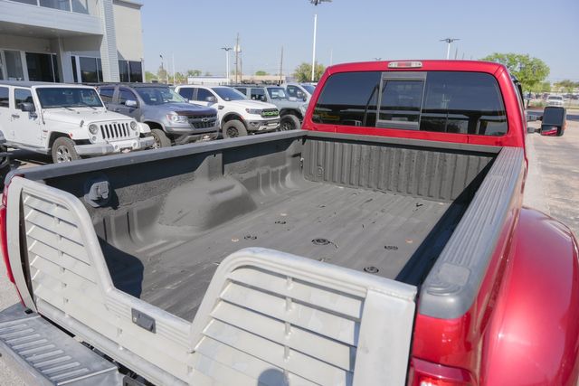 2016 Ford F-350 Super Duty Lariat ULTIMATE FX4 / CREW CAB LONG BED DRW | Austin, TX | Rocky Mountain Truck Stop Austin