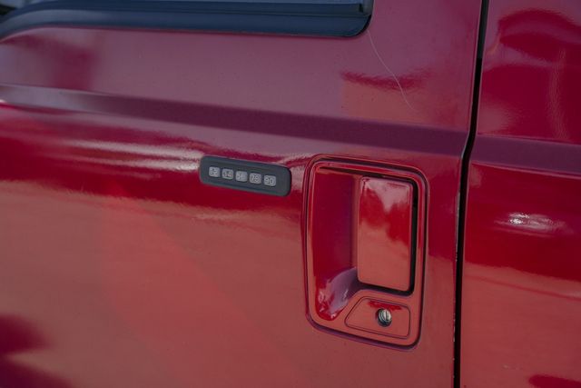 2016 Ford F-350 Super Duty Lariat ULTIMATE FX4 / CREW CAB LONG BED DRW | Austin, TX | Rocky Mountain Truck Stop Austin