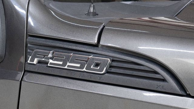 2016 Ford F-350 Super Duty XLT 4x4 2dr Regular Cab 8 ft. LB SRW Pickup | Houston, TX | Houston Auto Credit 2016 Ford F-350 Super Duty XLT 4x4 2dr Regular Cab 8 ft. LB SRW Pickup | Houston, TX | Houston Auto Credit