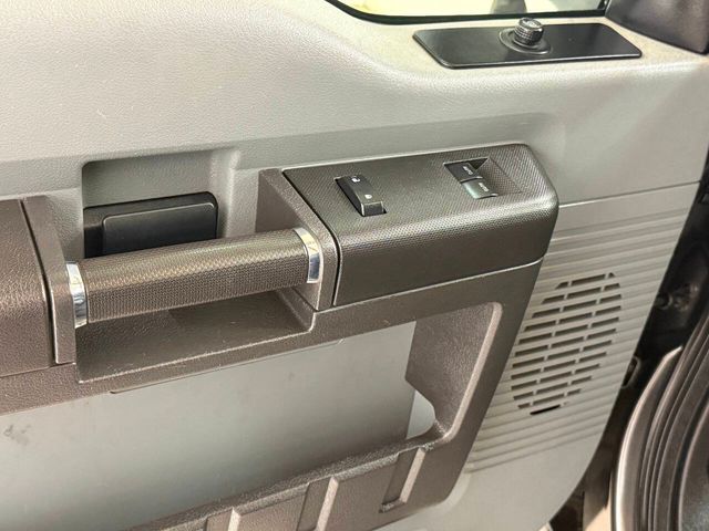 2016 Ford F-350 Super Duty XLT 4x4 2dr Regular Cab 8 ft. LB SRW Pickup | Houston, TX | Houston Auto Credit 2016 Ford F-350 Super Duty XLT 4x4 2dr Regular Cab 8 ft. LB SRW Pickup | Houston, TX | Houston Auto Credit