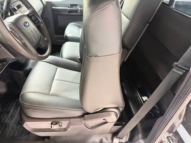 2016 Ford F-350 Super Duty XLT 4x4 2dr Regular Cab 8 ft. LB SRW Pickup | Houston, TX | Houston Auto Credit