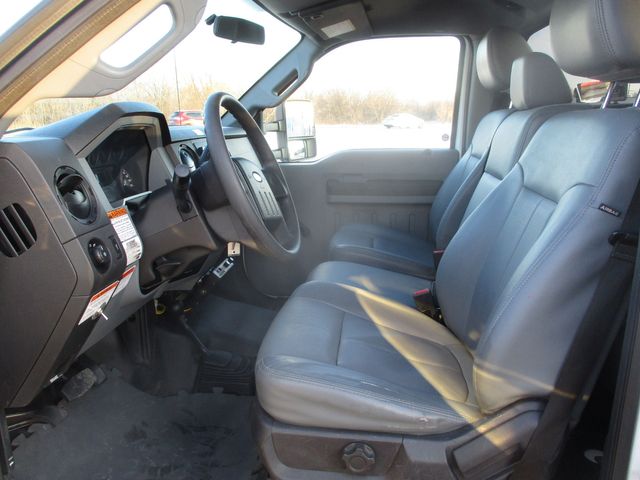 2016 Ford F-550 4X4  ALTEC 37G BUCKET TRUCK