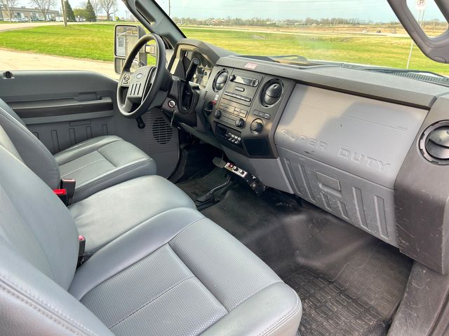 2016 Ford F-550 4X4  ALTEC 37G BUCKET TRUCK