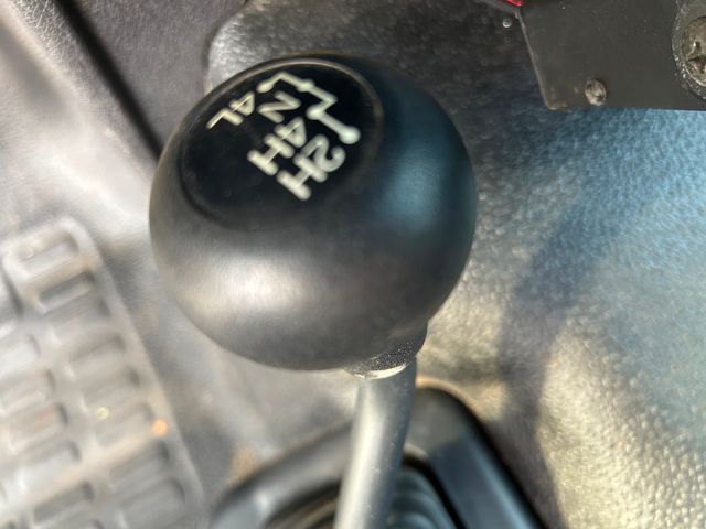 2016 Ford F-550 4X4  ALTEC 37G BUCKET TRUCK