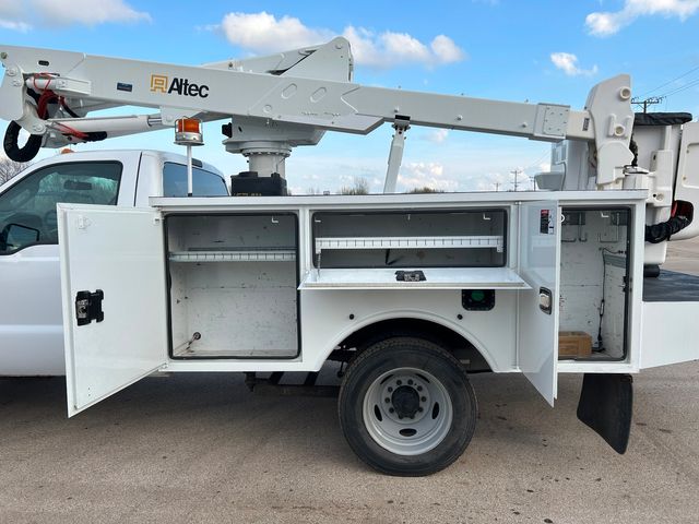 2016 Ford F-550 4X4  ALTEC 37G BUCKET TRUCK