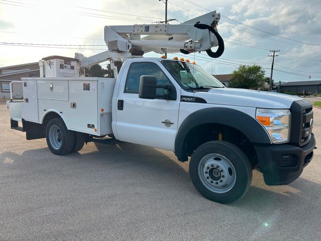 2016 Ford F-550 4X4  ALTEC 37G BUCKET TRUCK