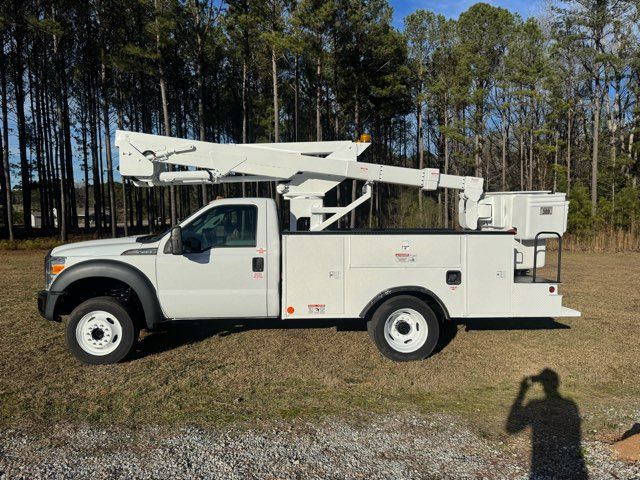 2016 Ford F-550 Super Duty 4x4 Hi-Ranger LT-38