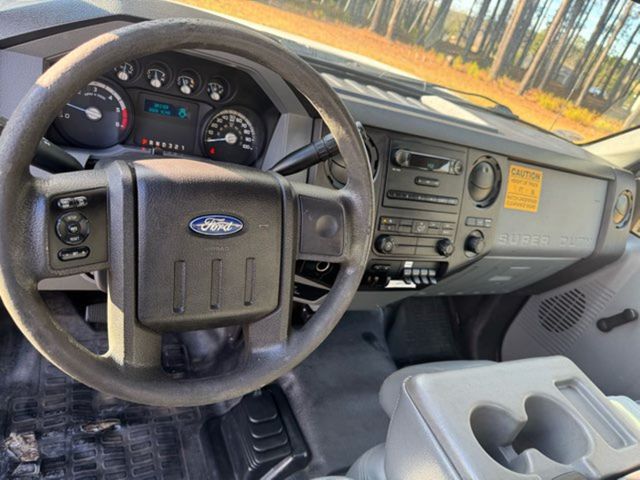 2016 Ford F-550 Super Duty Hi-Ranger LT-38 | Irving, TX | Pinnacle Trucks 2016 Ford F-550 Super Duty Hi-Ranger LT-38 | Irving, TX | Pinnacle Trucks