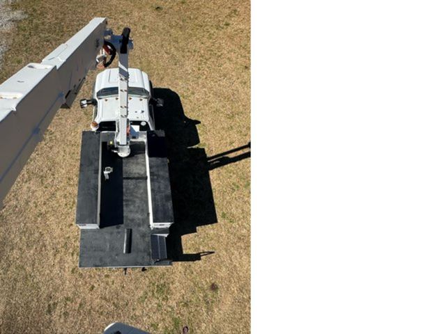 2016 Ford F-550 Super Duty with Altec AT-37G | Irving, TX | Pinnacle Trucks 2016 Ford F-550 Super Duty with Altec AT-37G | Irving, TX | Pinnacle Trucks